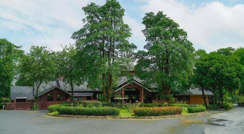 Valley Garden Resort Muak Lek Eksteriør billede